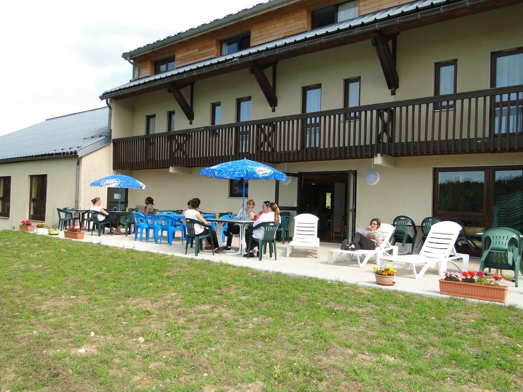 Village Vacances Passion Georges Moustaki Les Moussieres Экстерьер фото